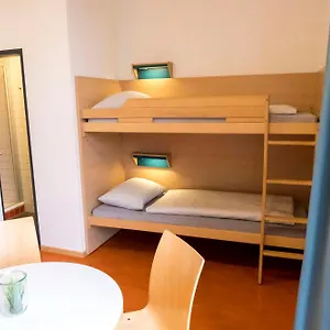  Hostel Horner Rennbahn Almanya