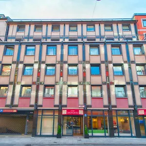**** Otel Leonardo Center Almanya