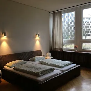 Apartment Stylish In The Heart Of Hamburg